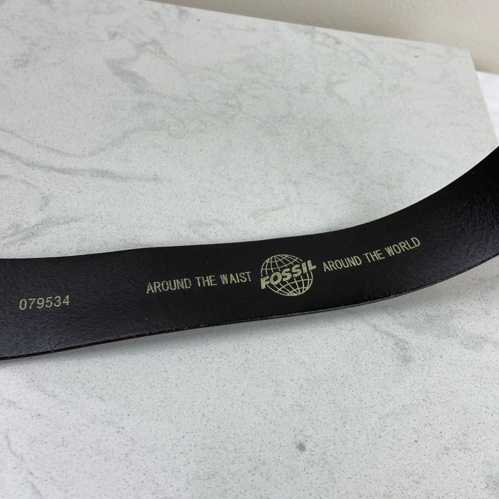 VINTAGE FOSSIL BROWN LEATHER BELT ITALIAN FULL GRAIN LEATHER - Picture 4 of 5